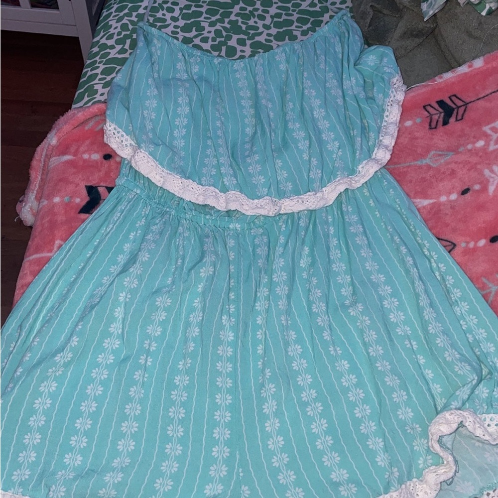 Romper! Bought from a store in Myrtle Beach, SC! Paid-40$!!
